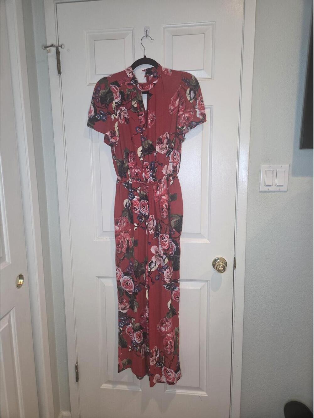 Anthropologie Ett:Twa Red Floral Mock Neck Cutout Jumpsuit with Pockets Size S